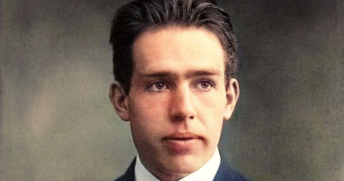 Niels Bohr Biography