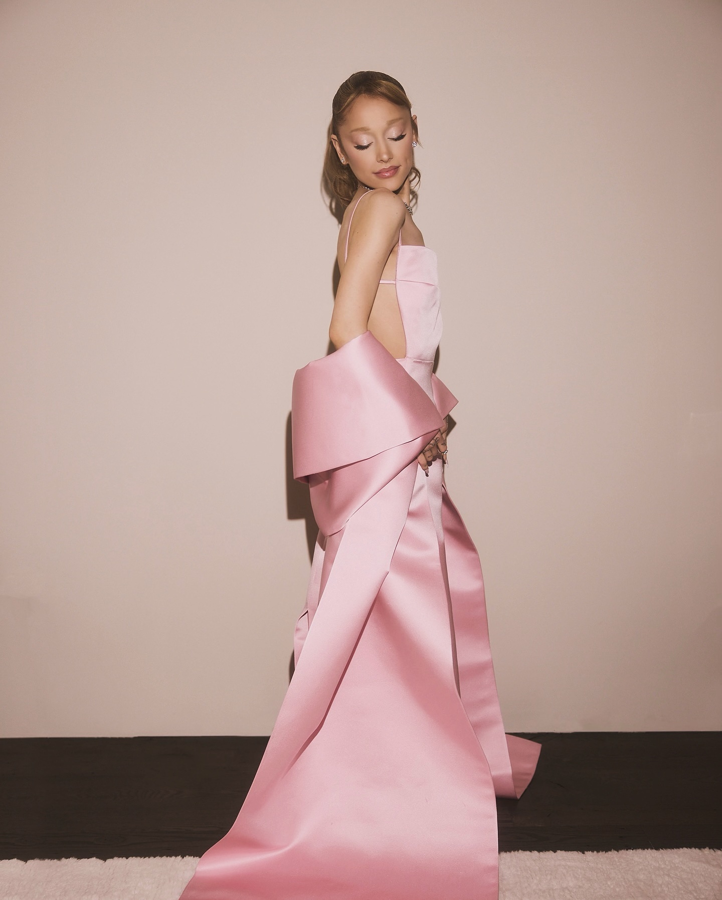 Ariana Grande Height: The Truth Behind Her Stature